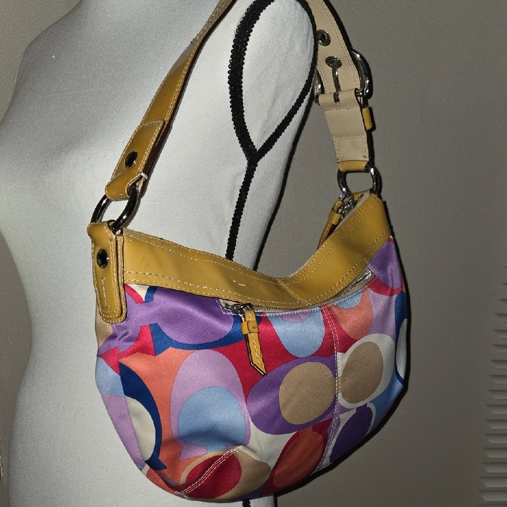 🚚Coach  Women's Shoulder Bag